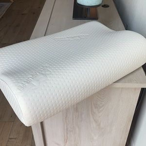 Tempur Pedic Pillow